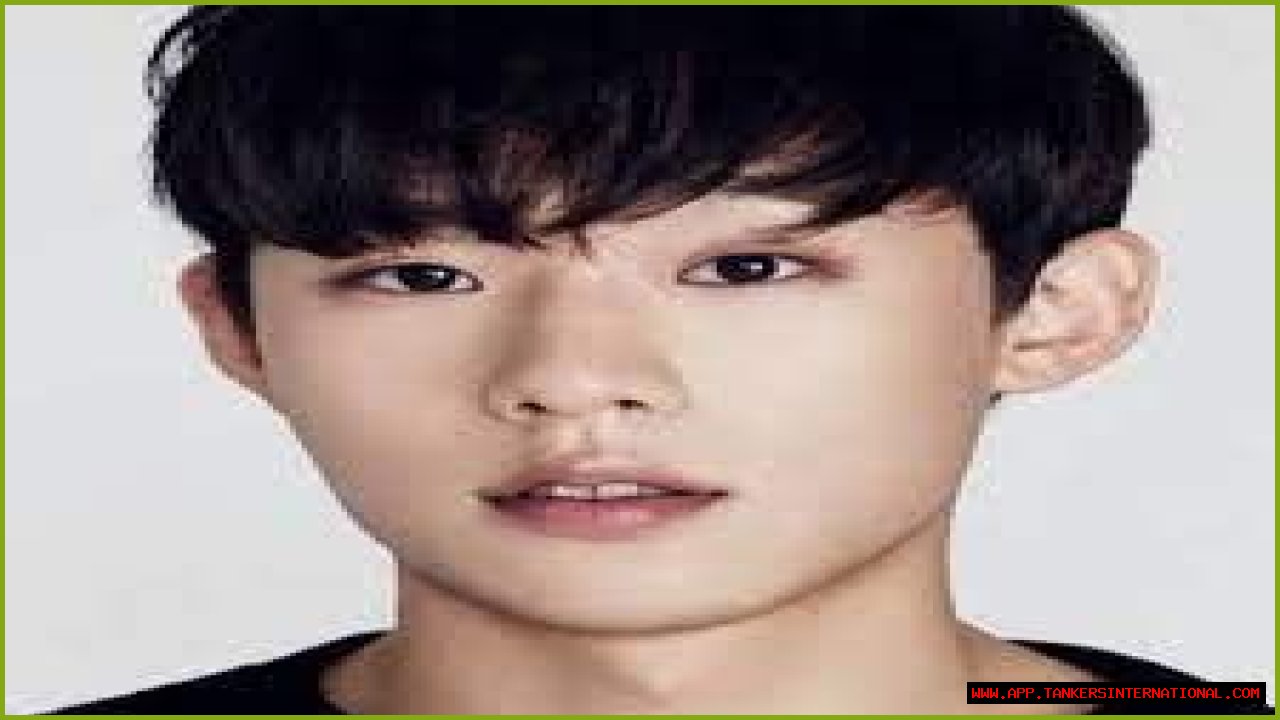 Kim Sung Cheol - Bio, Age, Height, Nationality, Net Worth, Facts